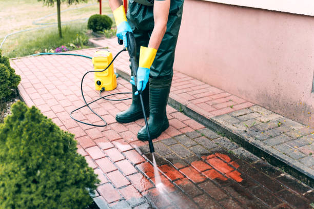 Why Choose Our Certified Pressure Washing Experts for Your Project Needs in Highland City, FL?