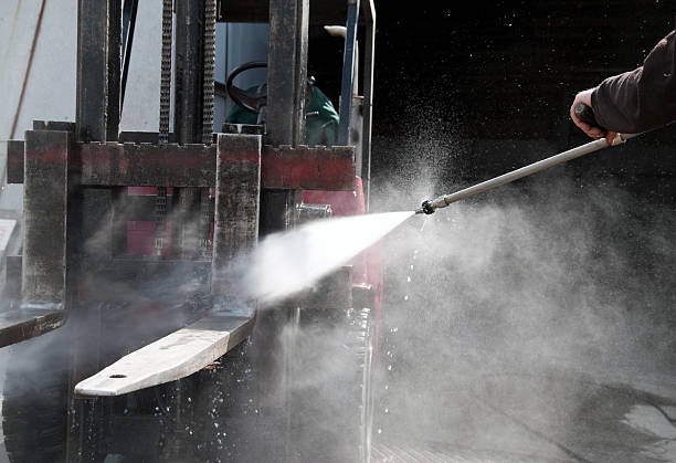 Local Pressure Washing Services in Highland City, FL